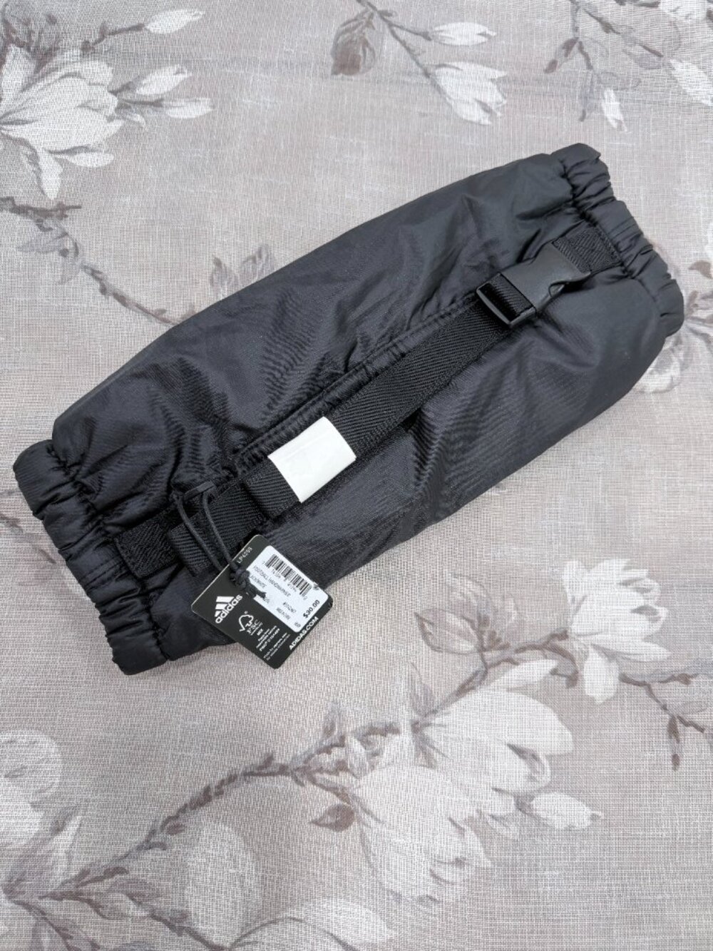 NWT Adidas Football Handwarmer Black Adjustable Waist Belt Sports $30 - Picture 2 of 5